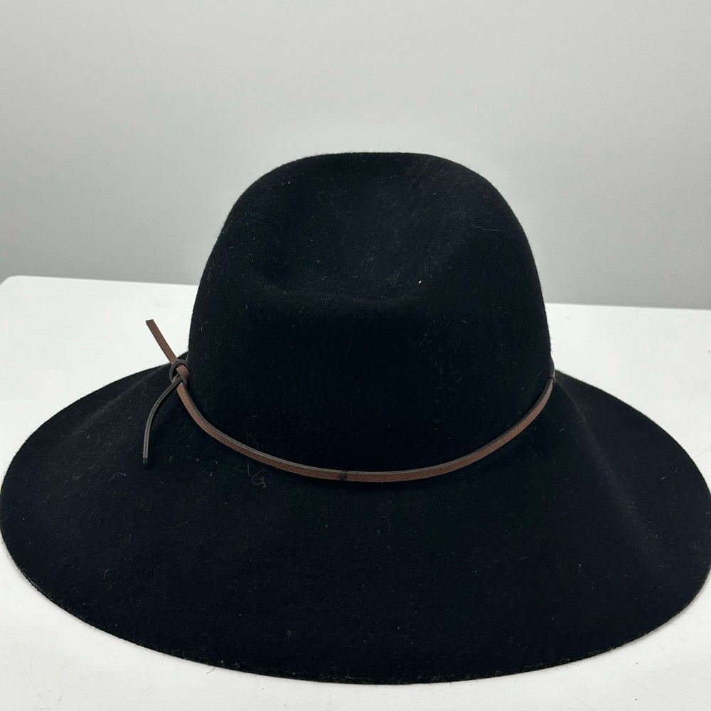 NWT Talula Baylis Hat Small Medium 100% Wool Black Wide Brim Aritzia - Picture 2 of 7